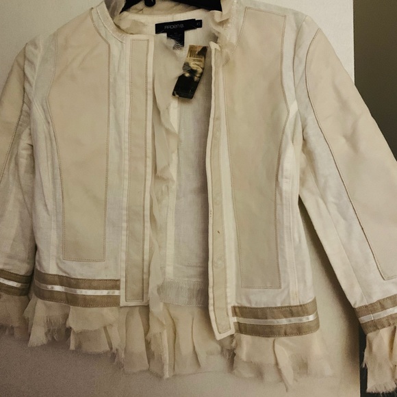 Jacket - Picture 3 of 4